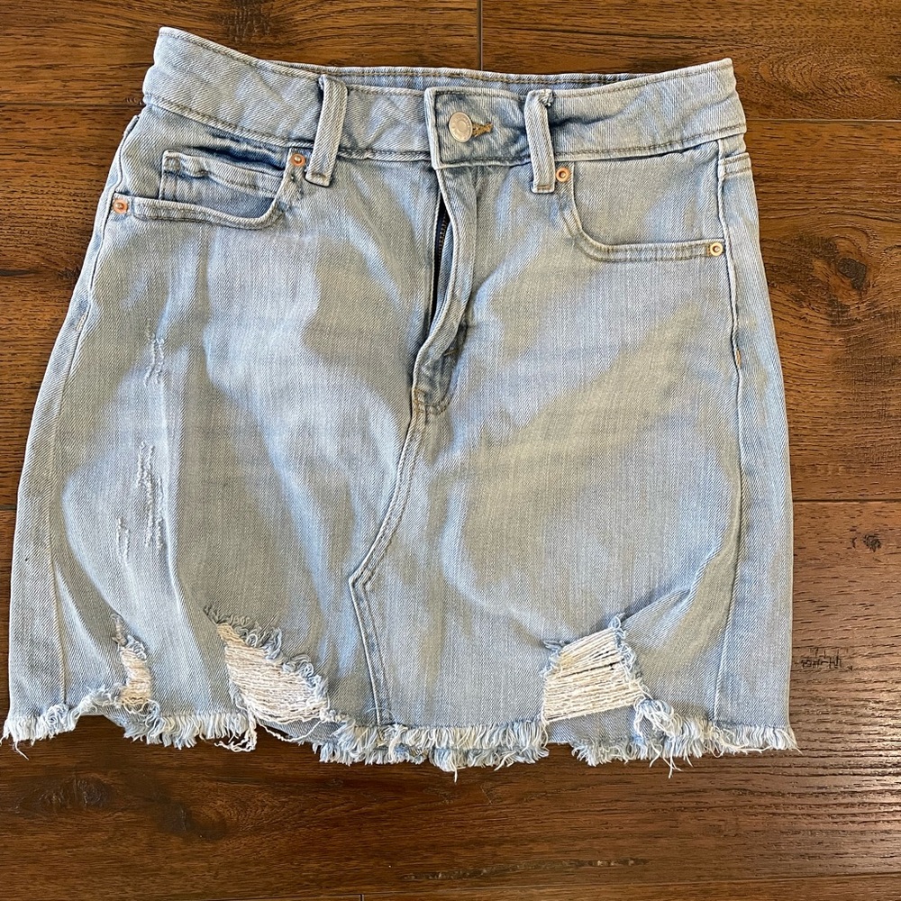 Wild fable denim mini skirt distressed size 4